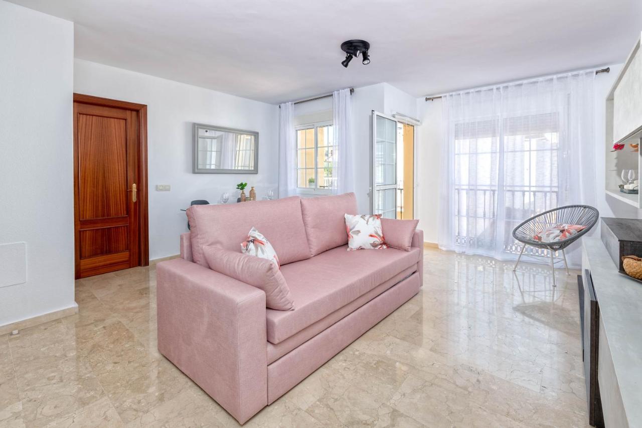 Wintowinrentals - La Estancia Free Parking Malaga Bagian luar foto