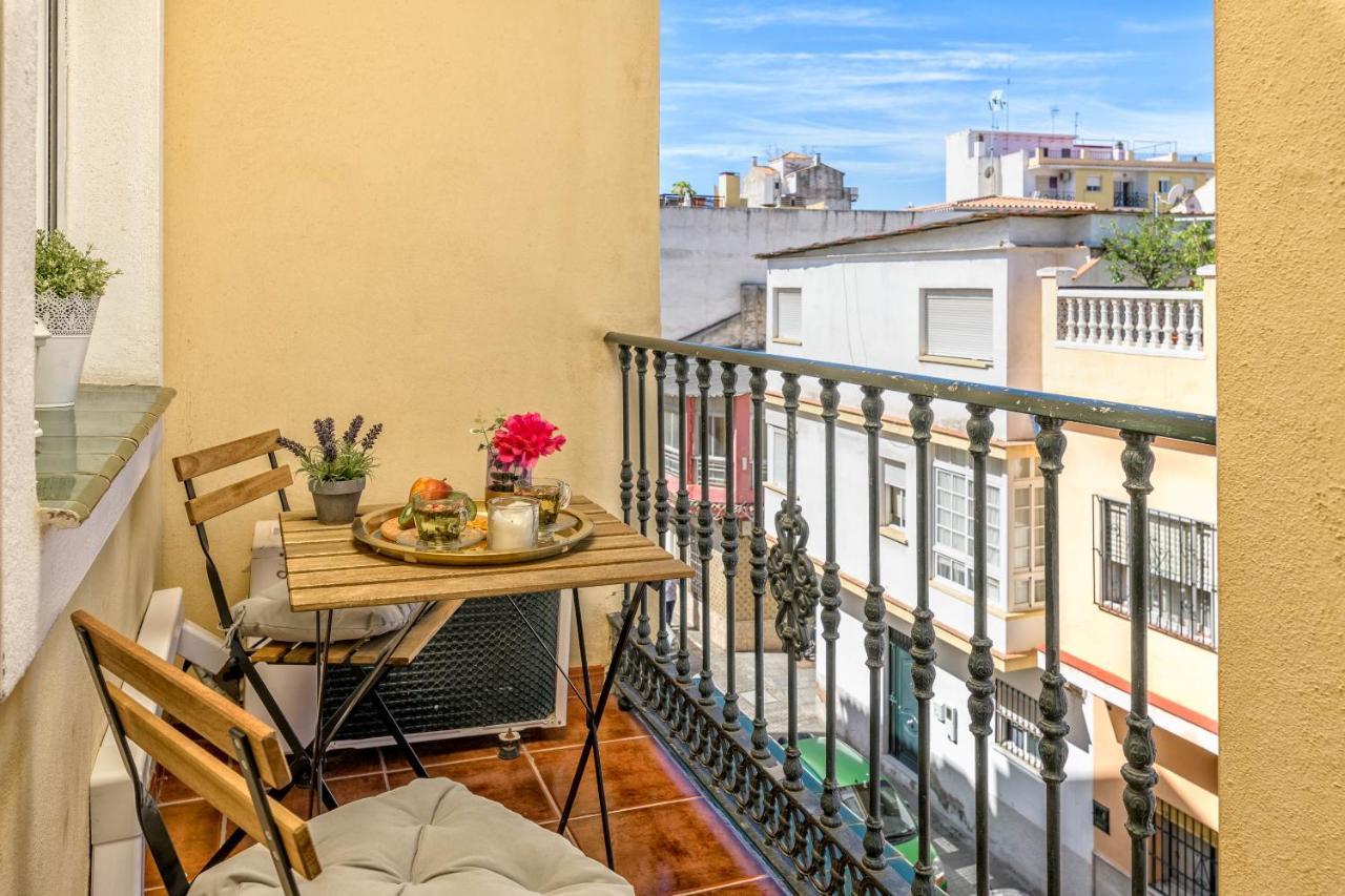Wintowinrentals - La Estancia Free Parking Malaga Bagian luar foto